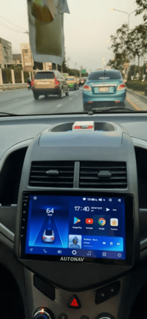 Navigatie AUTONAV Android GPS Dedicata Chevrolet Aveo T300 2011-2015, Model Classic, Memorie 64GB Stocare, 4GB DDR3 RAM, Display 9" Full-Touch, WiFi, 2 x USB, Bluetooth, 4G, Octa-Core 8 * 1.3GHz, 4 * 50W Audio