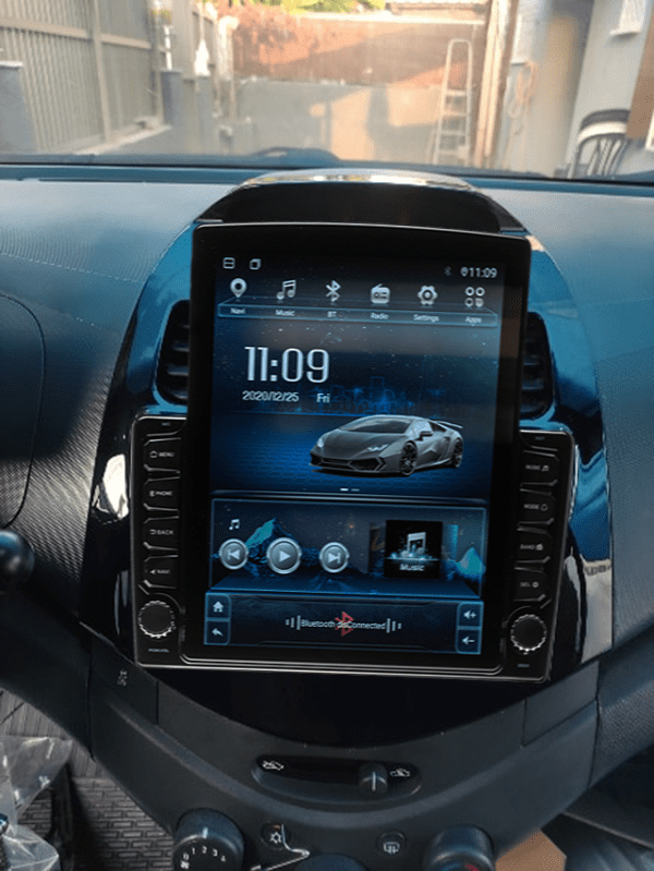 Navigatie AUTONAV Android GPS Dedicata Chevrolet Spark 2009-2015, Model XPERT Memorie 64GB Stocare, 4GB DDR3 RAM, Butoane Si Volum Fizice, Display Vertical Stil Tesla 10" Full-Touch, WiFi, 2 x USB, Bluetooth, 4G, Octa-Core 8 * 1.3GHz, 4 * 50W Audio