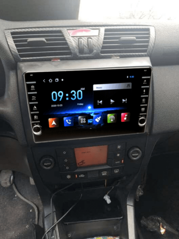 Navigatie AUTONAV PLUS Android GPS Dedicata Fiat Stilo 2001-2007, Model PRO Memorie 16GB Stocare, 1GB DDR3 RAM, Butoane Laterale Si Regulator Volum, Display 8" Full-Touch, WiFi, 2 x USB, Bluetooth, Quad-Core 4 * 1.3GHz, 4 * 50W Audio