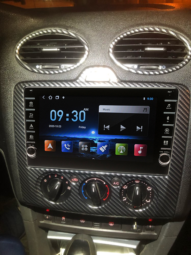 Navigatie AUTONAV ECO Android GPS Dedicata Ford Focus 2 A/C Manual, Model PRO Memorie 16GB Stocare, 1GB DDR3 RAM, Butoane Laterale Si Regulator Volum, Display 8" Full-Touch, WiFi, 2 x USB, Bluetooth, Quad-Core 4 * 1.3GHz, 4 * 50W Audio