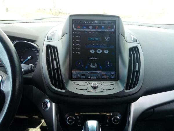 Navigatie AUTONAV Android GPS Dedicata Ford Kuga 2 Dupa 2012 si C-Max 2011-2019 Stil Tesla, 128GB Stocare, 6GB DDR3 RAM, Display Vertical Stil Tesla 10", WiFi, 2 x USB, Bluetooth, 4G, Octa-Core 8 x 1.3GHz, 4 x 50W Audio