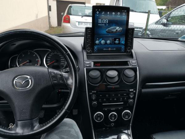 Navigatie AUTONAV ECO Android GPS Dedicata Mazda 6 2002-2008, Model XPERT Memorie 16GB Stocare, 1GB DDR3 RAM, Butoane Si Volum Fizice, Display Vertical Stil Tesla 10" Full-Touch, WiFi, 2 x USB, Bluetooth, Quad-Core 4 * 1.3GHz, 4 * 50W Audio