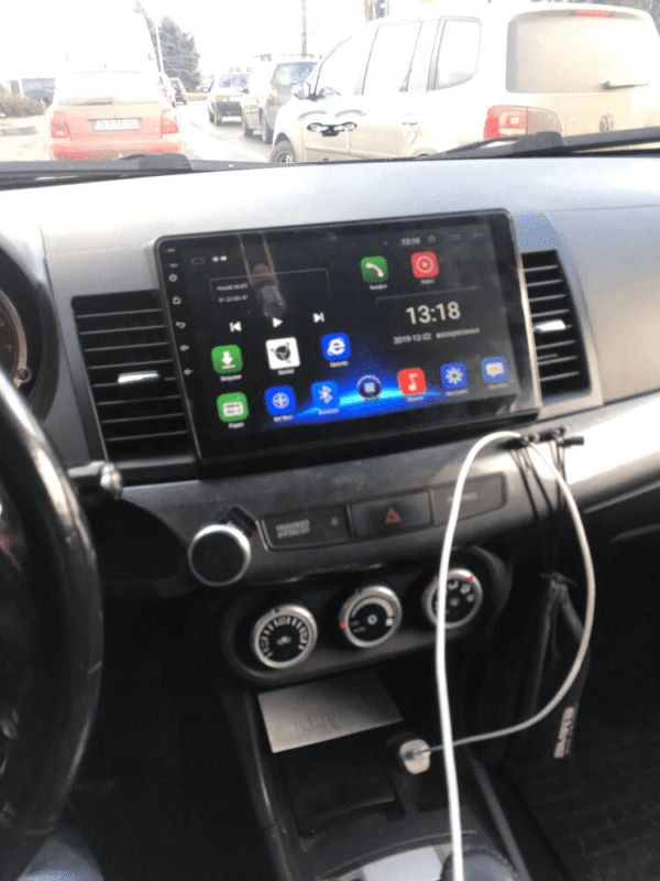 Navigatie AUTONAV ECO Android GPS Dedicata Mitsubishi Lancer 2007-2017, Model Classic, Memorie 16GB Stocare, 1GB DDR3 RAM, Display 10" Full-Touch, WiFi, 2 x USB, Bluetooth, Quad-Core 4 * 1.3GHz, 4 * 50W Audio
