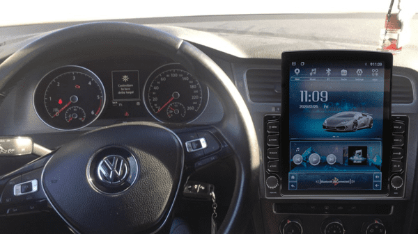 Navigatie AUTONAV Android GPS Dedicata Volkswagen Golf 7 2012-2019, Model XPERT 128GB Stocare, 6GB DDR3 RAM, Display Vertical Stil Tesla 10" , WiFi, 2 x USB, Bluetooth, 4G, Octa-Core 8 x 1.3GHz, 4 x 50W Audio