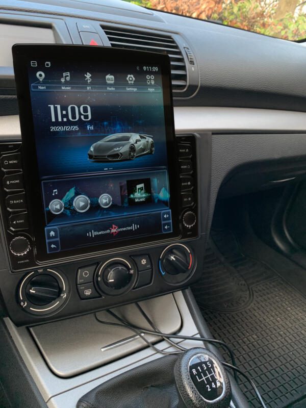 Navigatie AUTONAV Android GPS Dedicata BMW Seria 1 E81-88 AC Manual, Model XPERT Memorie 128GB Stocare, 6GB DDR3 RAM, Display Vertical Stil Tesla 10" Full-Touch, WiFi, 2 x USB, Bluetooth, 4G, Octa-Core 8 * 1.3GHz, 4 * 50W Audio