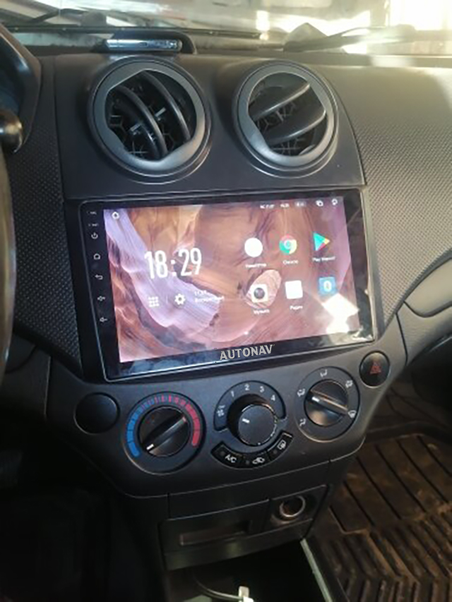 Navigatie AUTONAV ECO Android GPS Dedicata Chevrolet Aveo 2006-2012, Model Classic, Memorie 16GB Stocare, 1GB DDR3 RAM, Display 9" Full-Touch, WiFi, 2 x USB, Bluetooth, CPU Quad-Core 4 * 1.3GHz, 4 * 50W Audio, Intrare Subwoofer, Amplificator