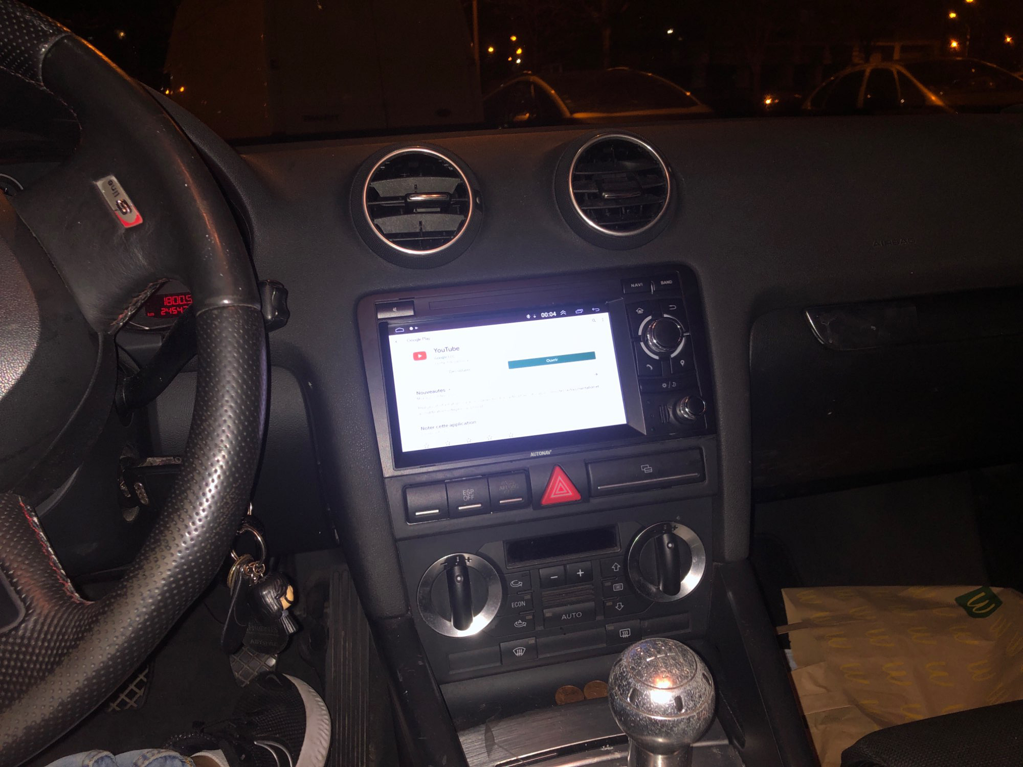 Navigatie AUTONAV ECO Android GPS Dedicata Audi A3 B6 B7, Model Classic, Memorie 16GB Stocare, 1GB DDR3 RAM, Display 7" Full-Touch, WiFi, 2 x USB, Bluetooth, CPU Quad-Core 4 * 1.3GHz, 4 * 50W Audio, Intrare Subwoofer, Amplificator