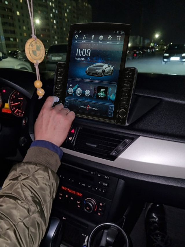 Navigatie AUTONAV Android GPS Dedicata BMW X1 E84, Model XPERT Memorie 32GB Stocare, 2GB DDR3 RAM, Display Vertical Stil Tesla 10" Full-Touch, WiFi, 2 x USB, Bluetooth, Quad-Core 4 * 1.3GHz, 4 * 50W Audio