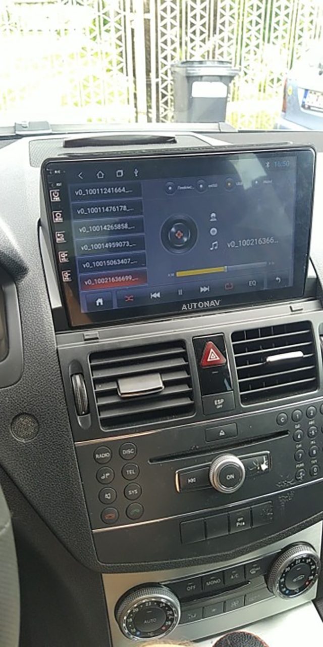 Navigatie AUTONAV PLUS Android GPS Dedicata Mercedes C-Class W204 2006-2014, Model Classic, Memorie 16GB Stocare, 1GB DDR3 RAM, Display 9" Full-Touch, WiFi, 2 x USB, Bluetooth, CPU Quad-Core 4 * 1.3GHz, 4 * 50W Audio, Intrare Subwoofer, Amplificator